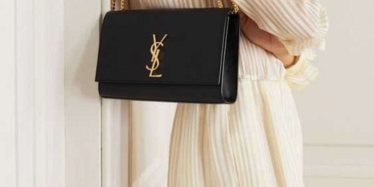 YSL Handbags Outlet which looks a little