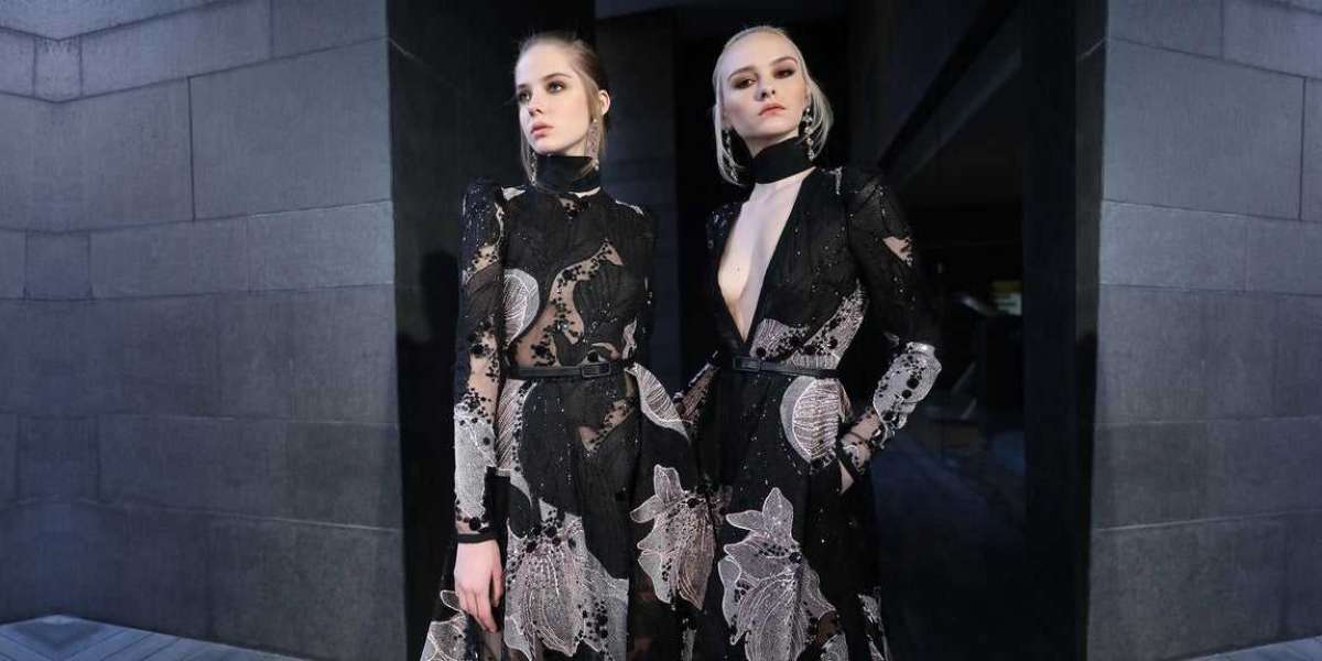 Haute Couture VS Ready-to-Wear: The Two Poles of the Fashion World
